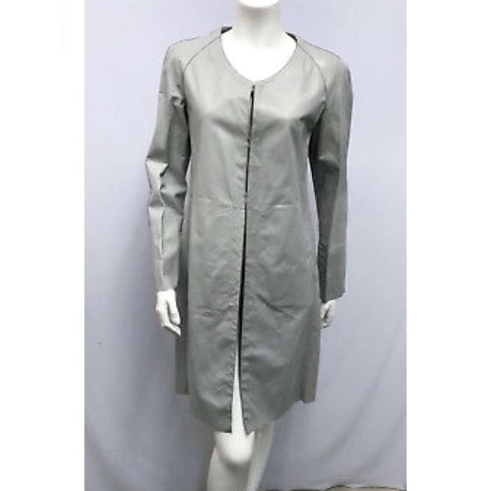โผ๏ธโผ๏ธSOLDโผ๏ธโผ๏ธDonโt Purchase โผ๏ธArmaniLeatherCoat๐ - Picture 4 of 8